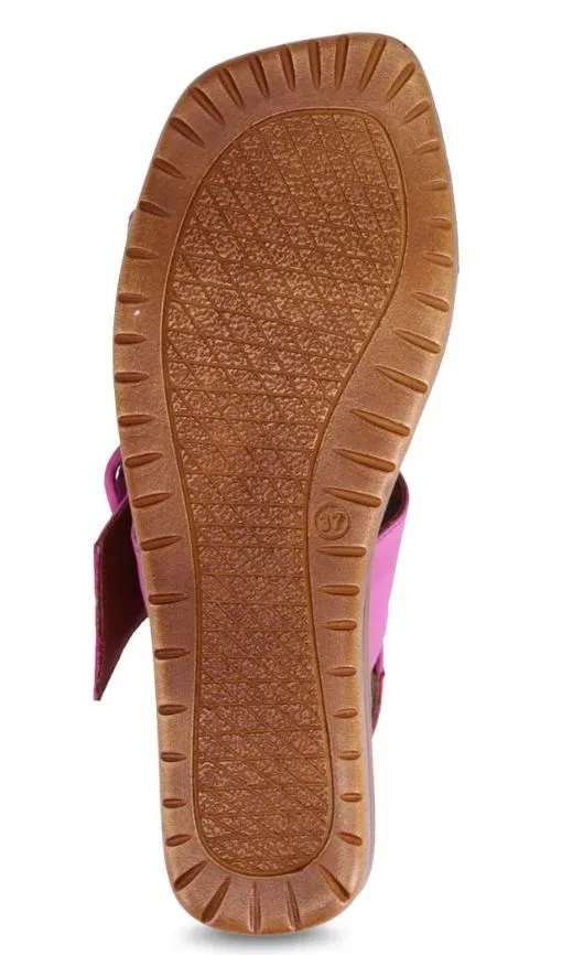 Bueno Fuchsia Marcia Women's Wedge Sandal B2232705