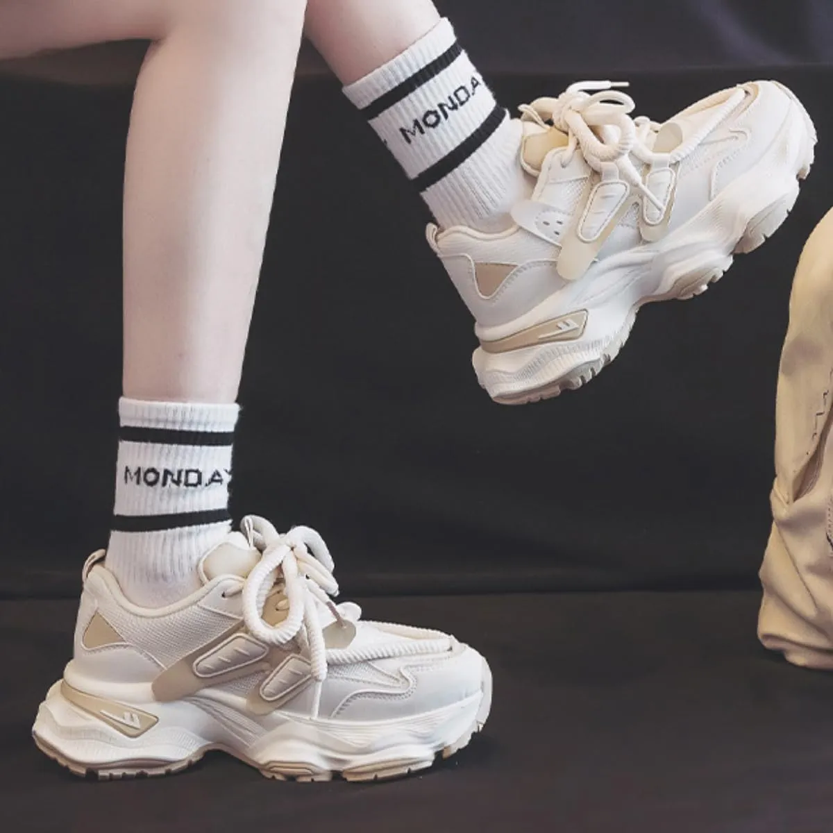 Chunky White Platform Sneakers for Women Fashion Casual Thick Dad Shoes Comfortable Preppy Walking Sport Lace Up