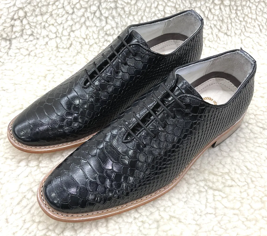 Cobra Embossed Black leather