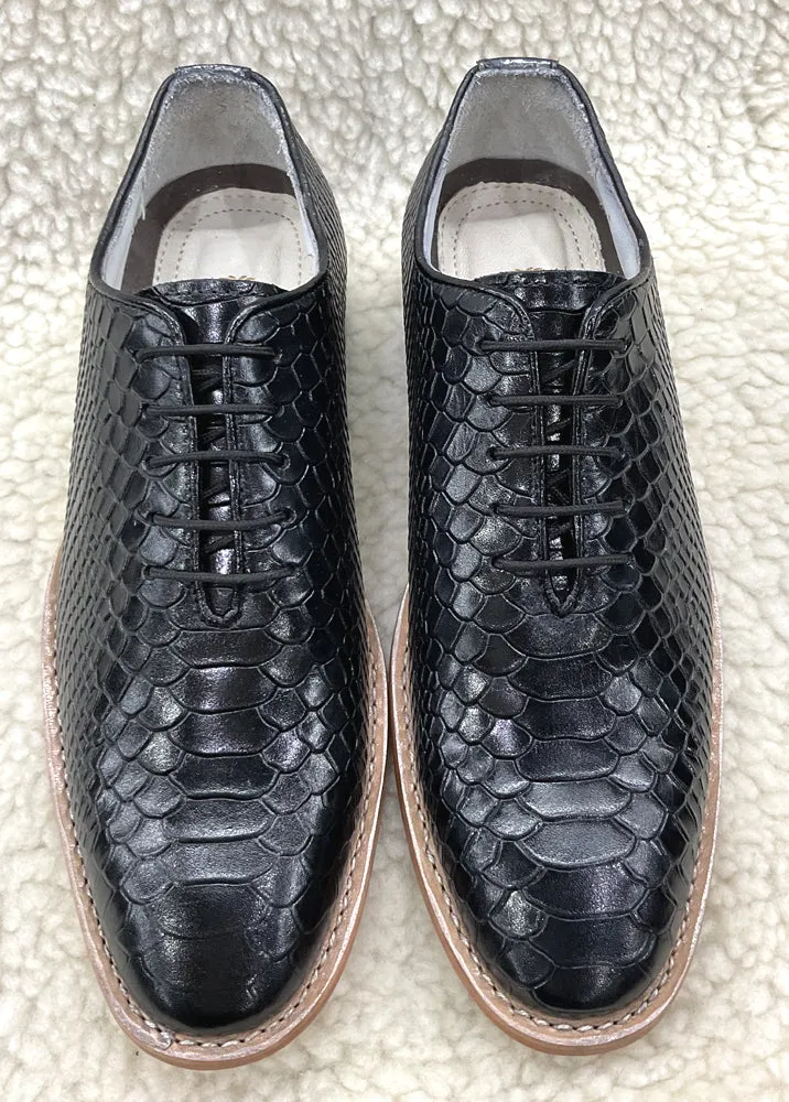Cobra Embossed Black leather