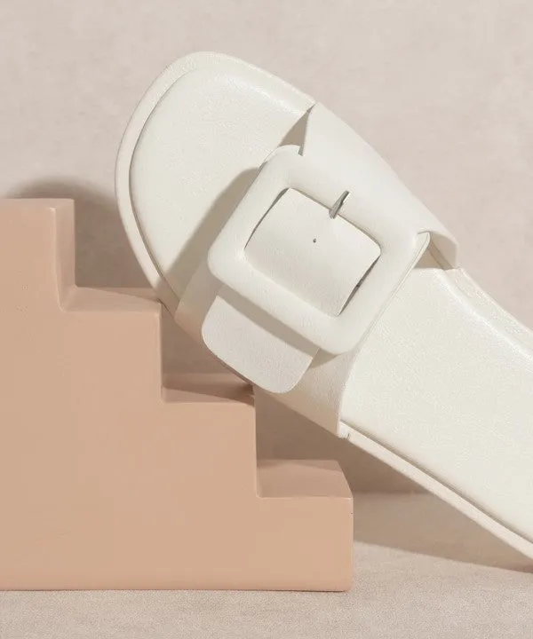 Daisy Big Buckle Slide