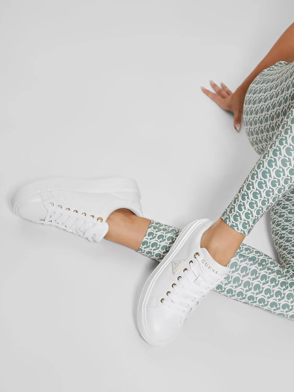 GUESS Women's Denesa Sneaker