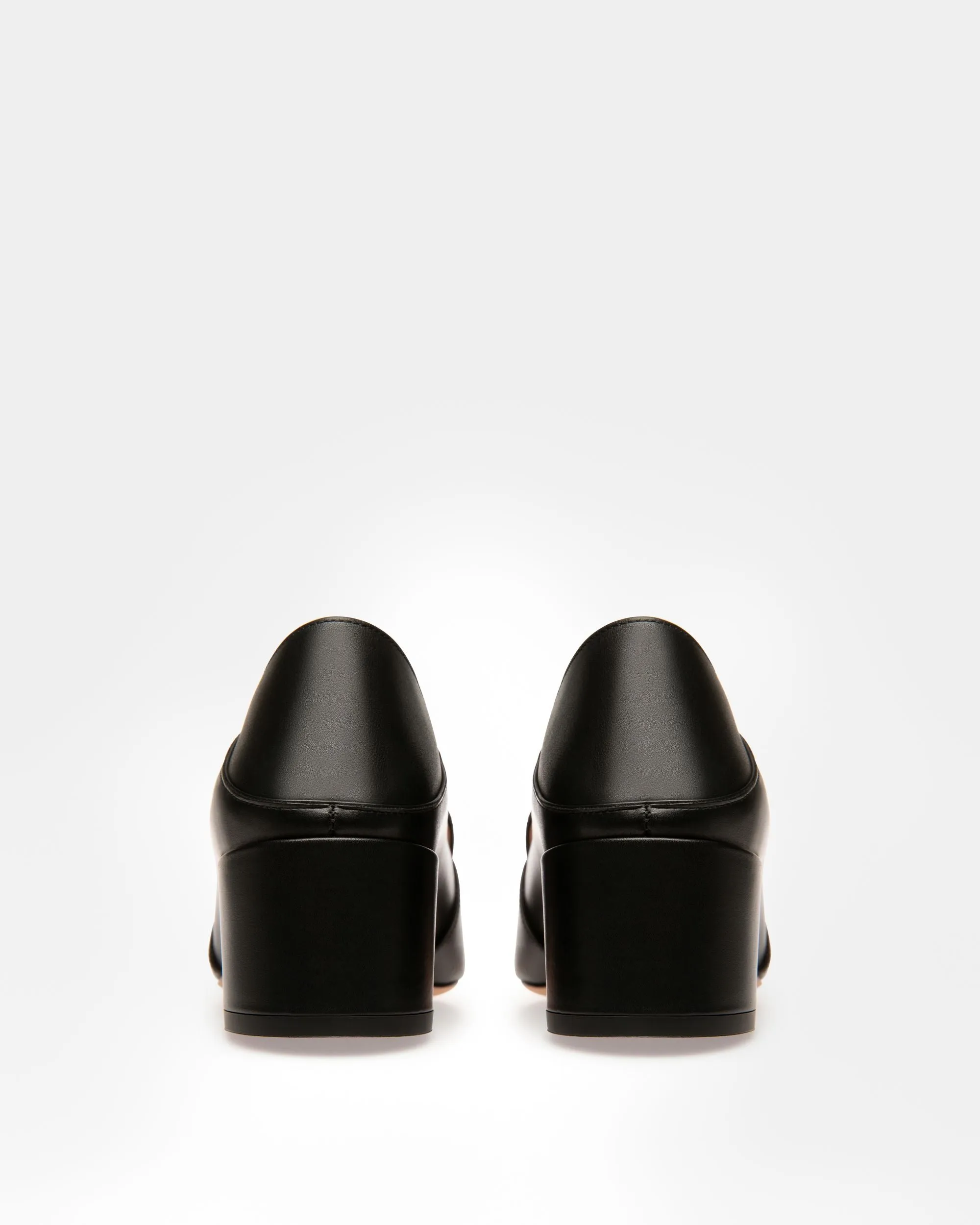 Janelle Leather Pumps In Black