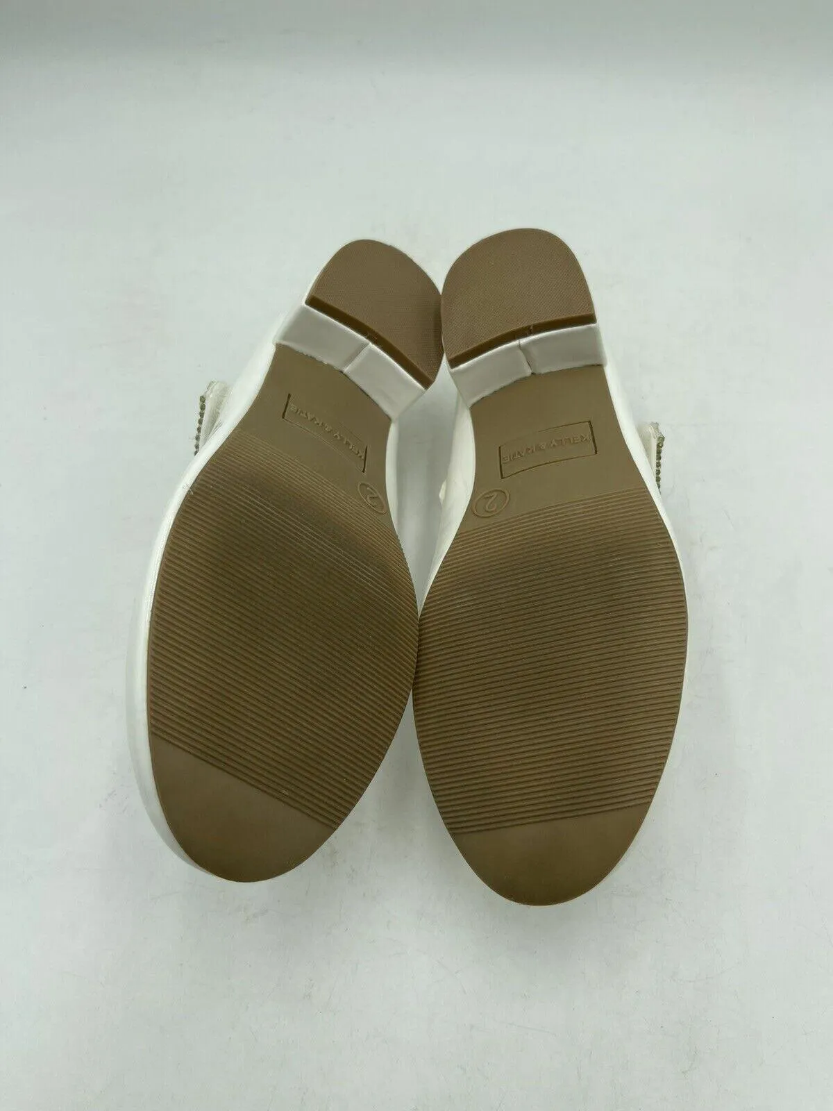 Kelly & Katie Eva Mary Jane Pump White Size 2M - Very Good