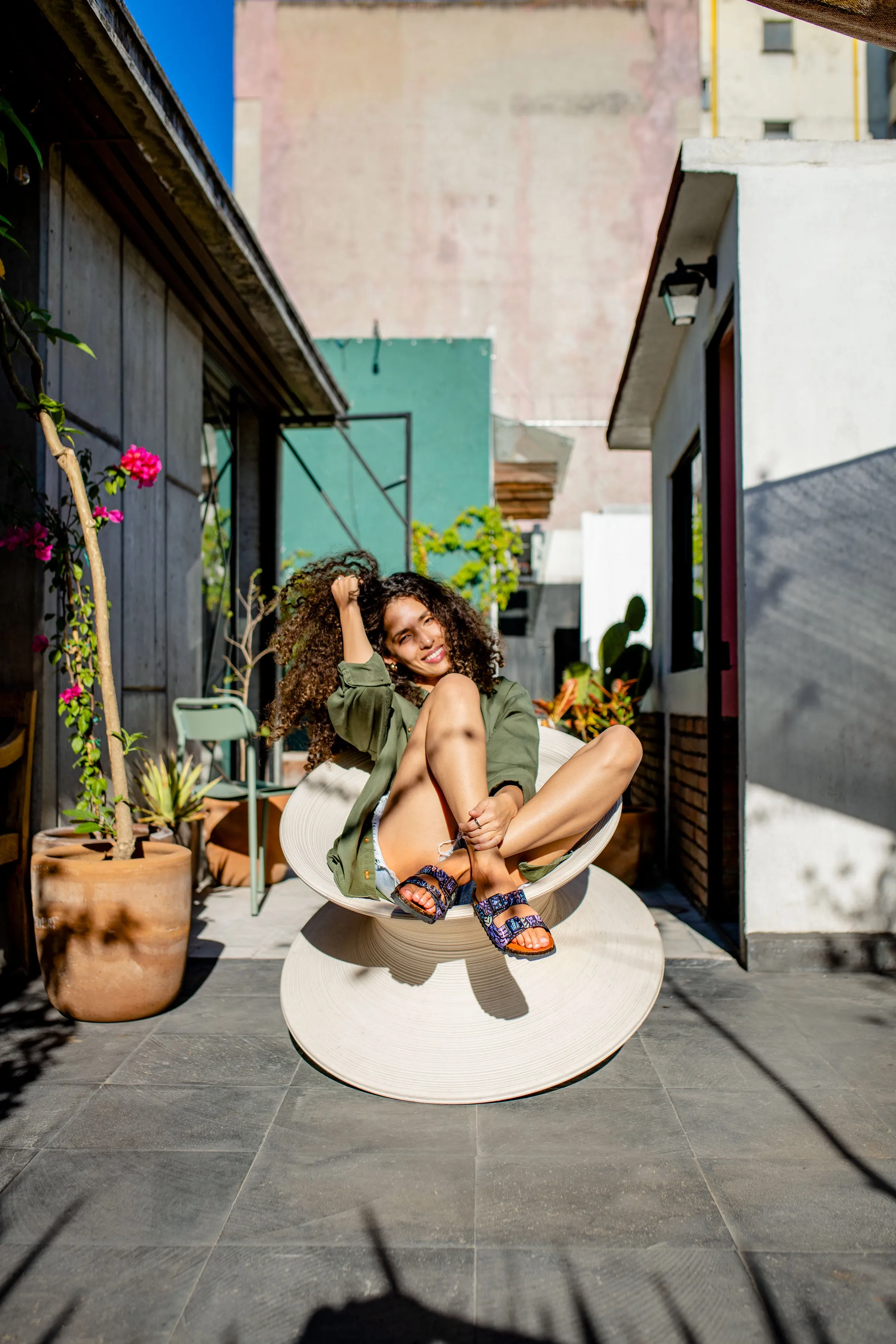 Loomi Buckle Sandal