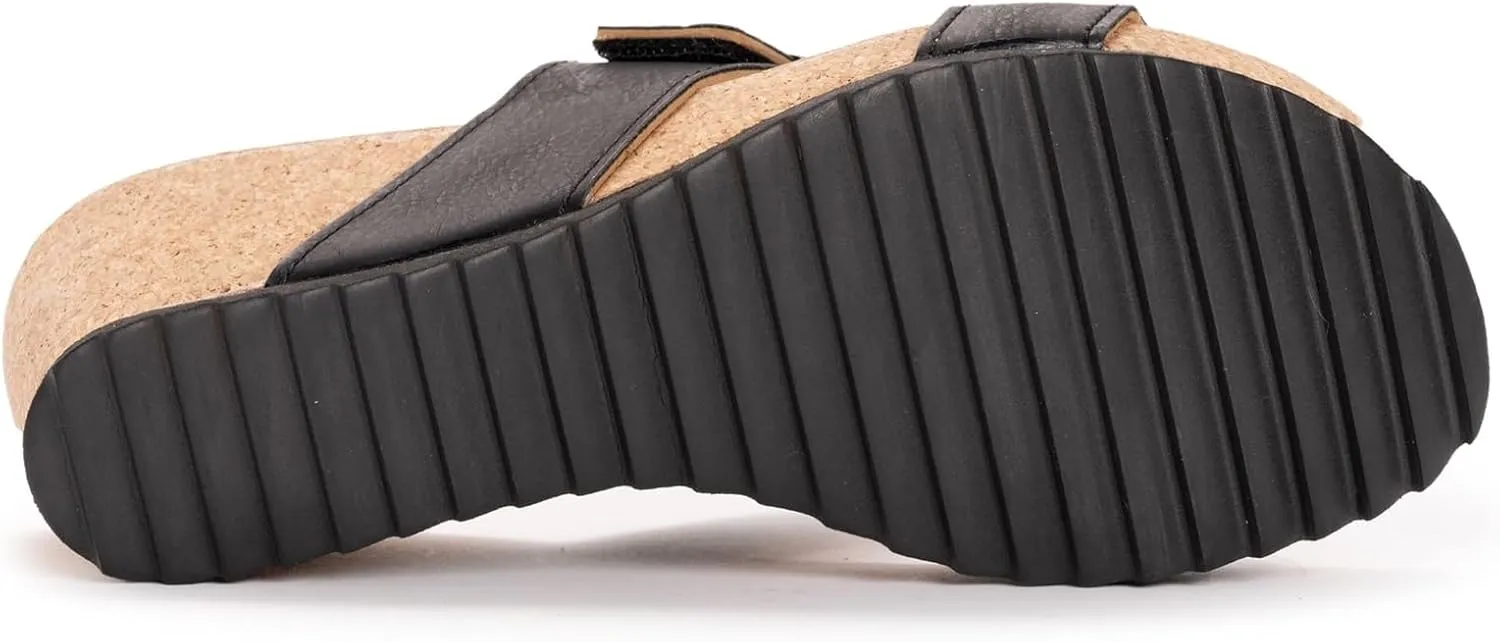 MUK LUKS Women's Winona Wedge Sandal