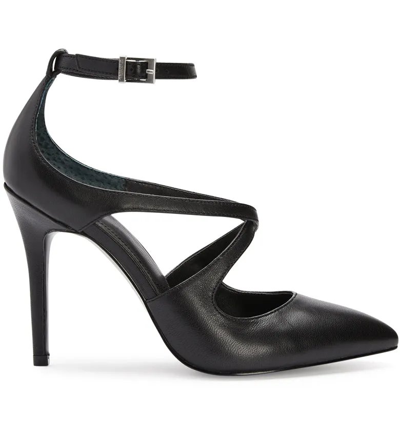 PACKER BLACK