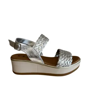 Repo Silver Flatform Sandal