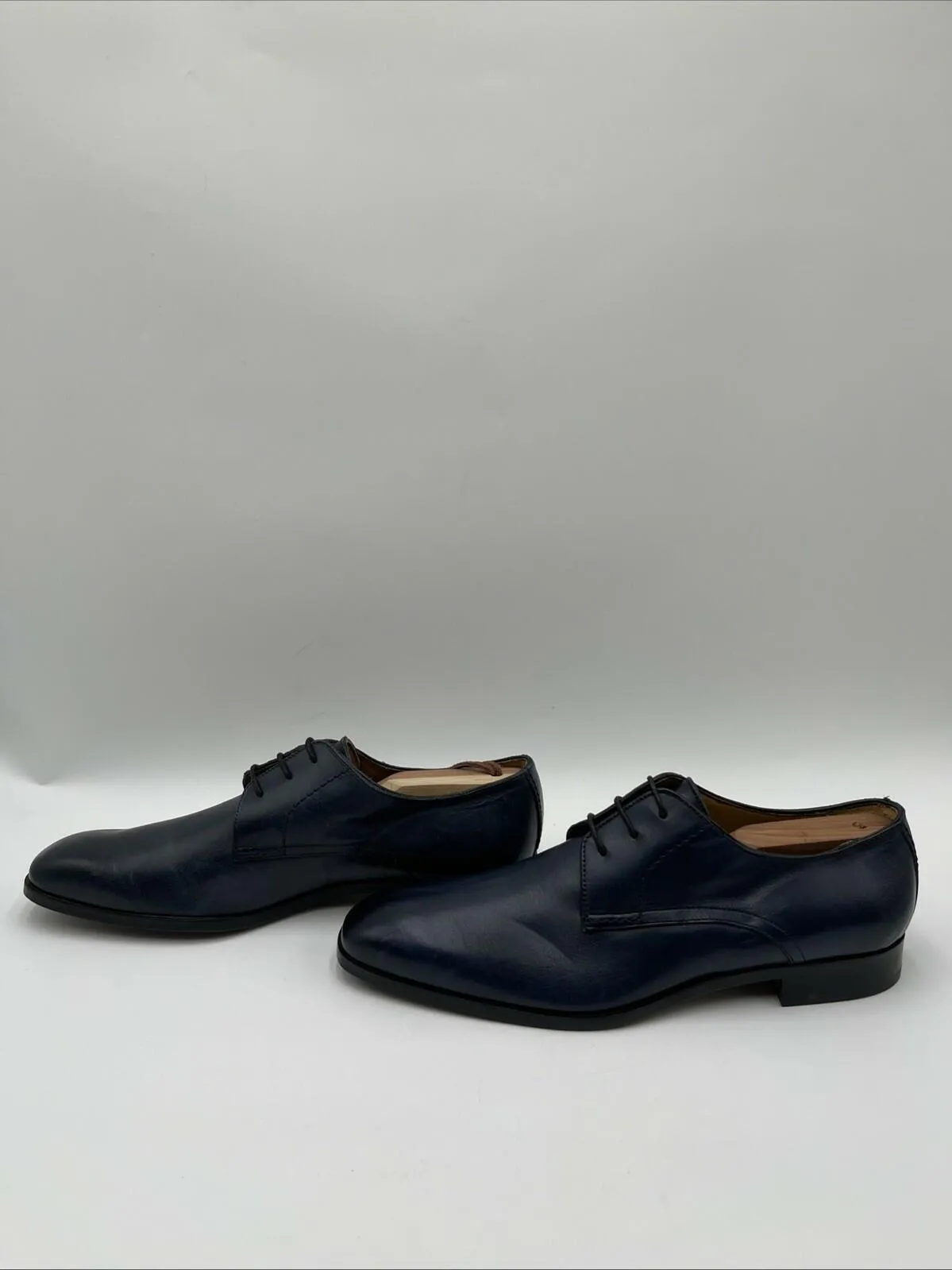 Saks Fifth Avenue COLLECTION Duncan Leather Derby Shoes Navy Blue Size 8.5M - Very Good