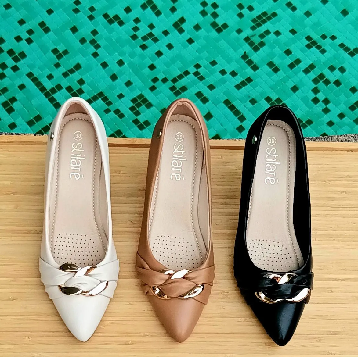 Stilaré  Maya Buckle Pump Heels