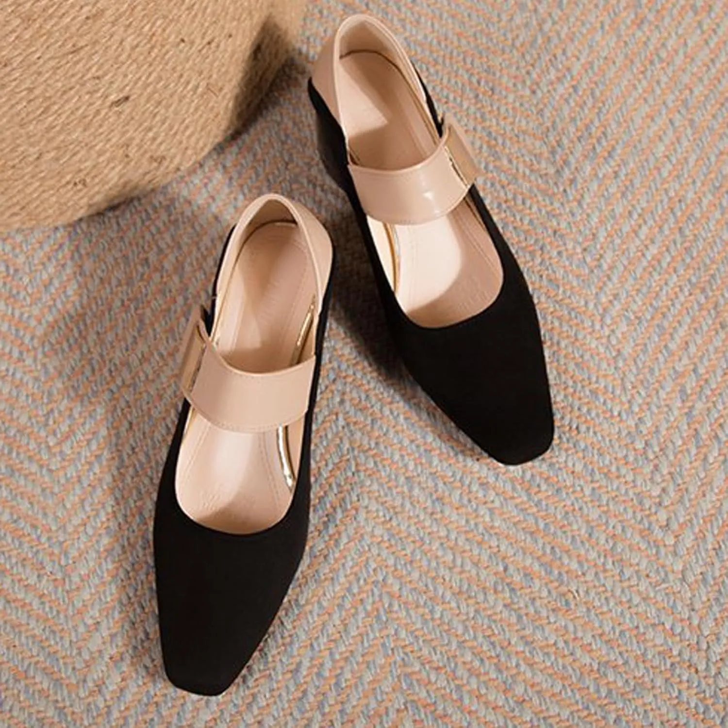 Women's Square Toe Chunky Heel Pumps Closed Toe Hook Loop Mary Jane Shoes Classic Retro Comfortable Heels Office Wedding Work Dress Shoes