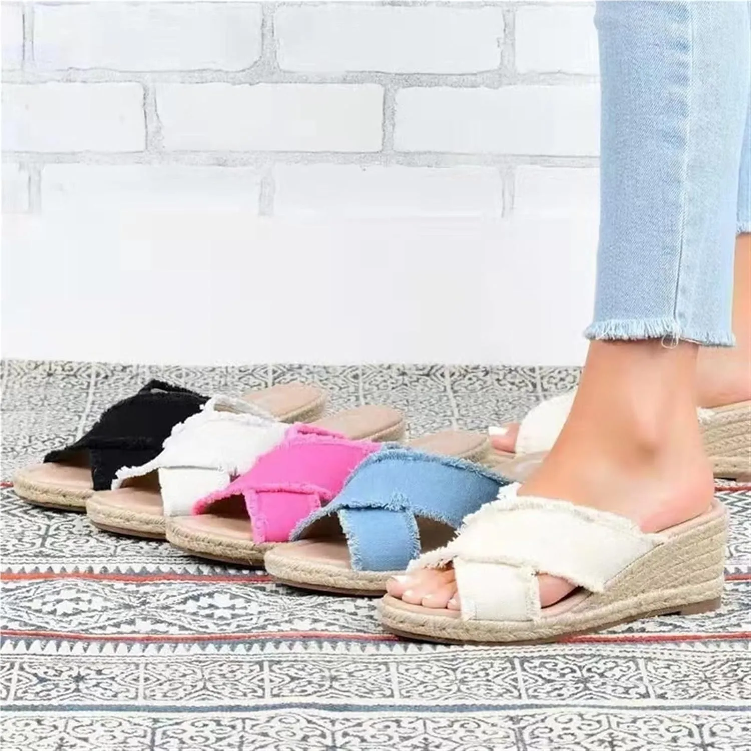 Women's Straw Wedge Sandals Fashion Cross Canvas Slip-on Slipper Hemp Rope Platform Summer Beach Shoes Ladies Comfy Non-Slip Lightweight Sandals